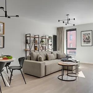Scala 60h Center Premium With Parking By Lion Apartament